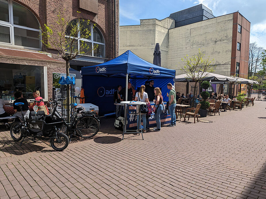 Um 10:00 Uhr war Start in der Unterstadt, direkt vor dem ehemaligem Café Lust