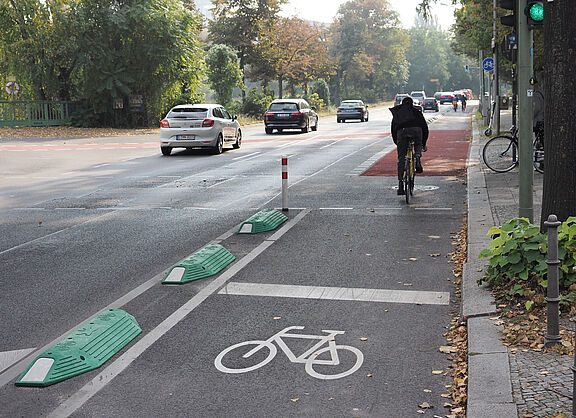 geschützter Radweg